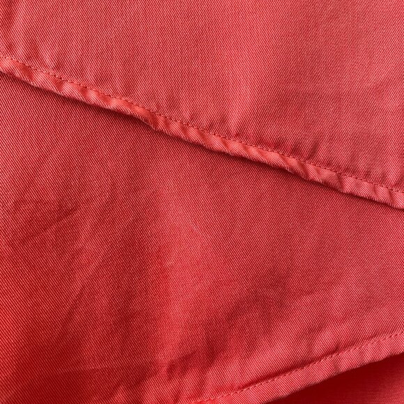 Soft Surroundings Womens Red Roll Tab Sleeve V-Neck Side Slit Blouse Top Size L - Picture 6 of 12